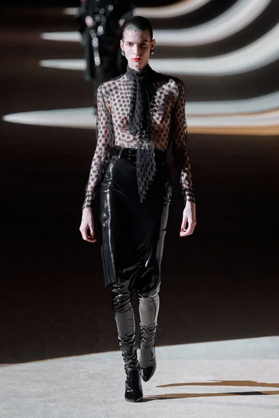Look 56